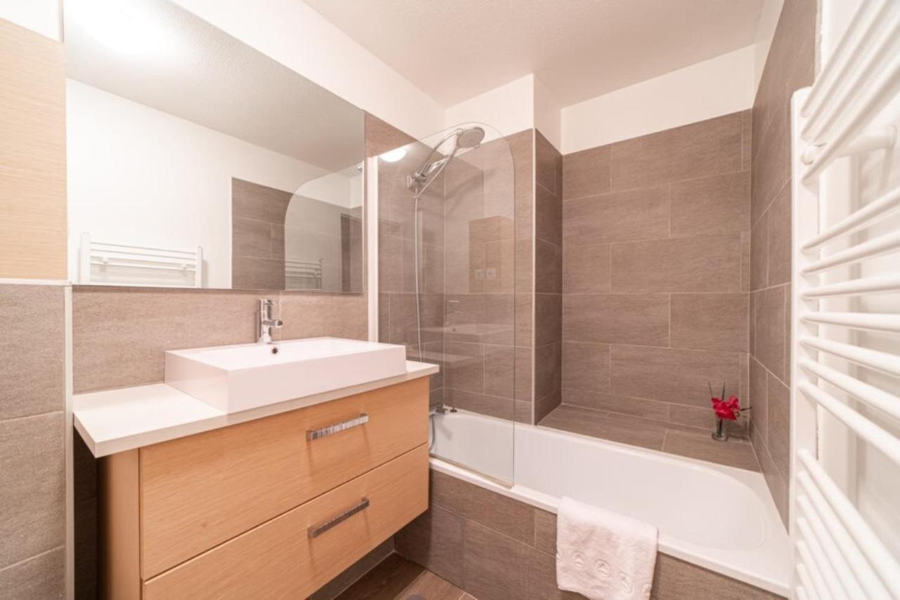 شقة Promenade Furnished Flat آنسي المظهر الخارجي الصورة
